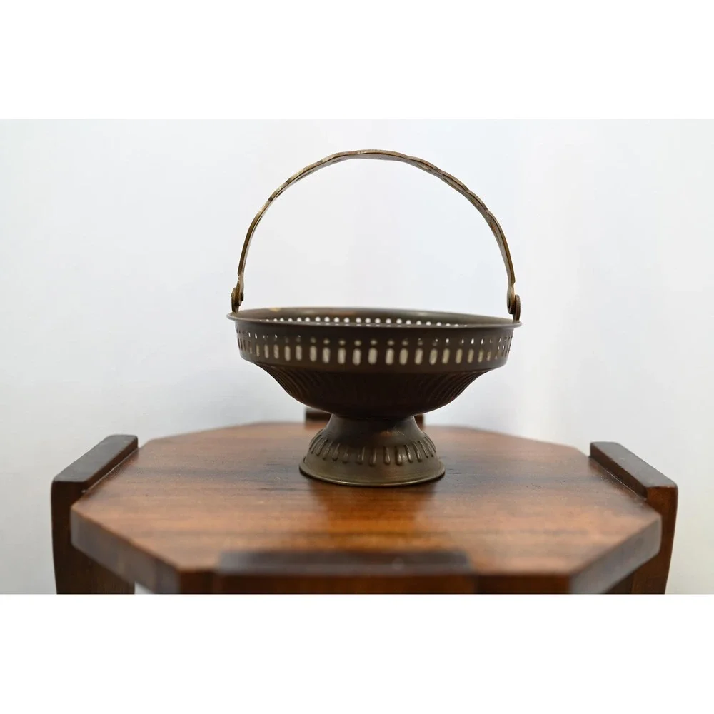 Vintage Brass Pedestal Basket Hollywood Regency Footed Bowl with Handle Gold 7in